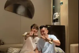 关系暧昧！TVB前男星与男友人KTV十指紧扣，当事人回应新恋情图片
