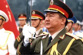 天下第一兵程志强，接受100多个国家元首检阅，结婚让妹妹当新郎图片