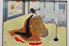 《源氏物语》女性解析：明知此色无人爱，何必栽培末摘花—末摘花图片