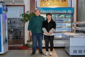 市场上适合50岁夫妻一起干的实体店，这几个能一年收入十几万！图片