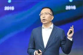 被“低估”的2款荣耀手机，不超过1900元，拥有越级的屏幕体验图片