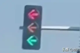 绕死人的红绿灯及公厕标识图片