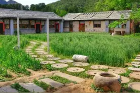 俗语“门对窗，人遭殃，门对门，必伤人”，这是啥意思？有道理吗图片