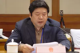 退休5年照样抓图片