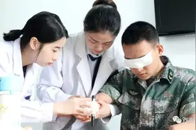 “排雷英雄战士”杜富国，康复出院了图片