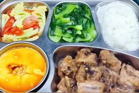 坚决不吃预制菜，江西妈妈晒给孩子做的午餐便当，走红朋友圈图片