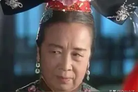 “容嬷嬷”我是认出来了，却没认出邓超，当年这部剧真是卧虎藏龙图片