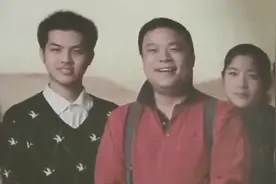 09年“狼爸”坚信棍棒出才子，立千条家规，如今三个孩子全上北大图片