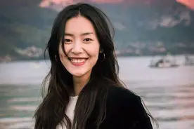 如何判断自己是冷皮，还是暖皮？穿搭与肤色适配，气质才能更优雅图片