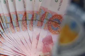 3万罚款不稀奇，银行“误付”假币被罚有看头图片