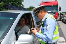 驾照从来没扣分的可以笑了！交警：驾驶证一直不扣分，有3种好处图片