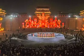 “大同年·大不同”2025大同古都灯会盛大启幕图片