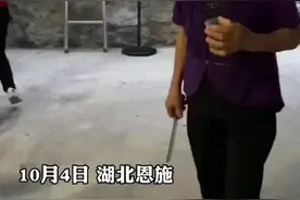 农村婚宴前一天，村民各自提刀来帮忙，“场面很温馨很团结”图片