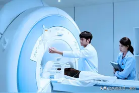 这次新冠病毒感染，小叔子“中枪”诱发旧疾脑炎，已不能自理图片