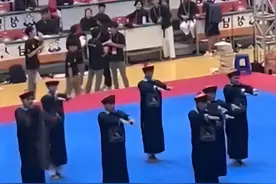 活该！扮满清僵尸在韩参赛 惹众怒的中国队被集体开除图片
