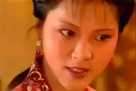 宝玉大婚，“预备姨娘”袭人为何被撵？原因简单，得罪了2个巨头图片