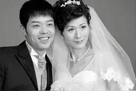 18年前中国首个变性婚姻：中年男子离婚变性嫁人，夫妇生活怎样？图片