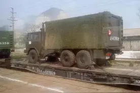 历史记忆：空军高射炮兵二十四团赴广西轮战第五梯队军列装载序列图片