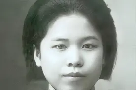 敌人绑住了她，把装着药物的注射器狠狠地扎到了谢葆真的身上图片