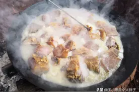 煮肉时，煮出来很多浮沫，是脏东西还是营养物质？今天终于明白了图片