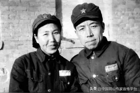 阿木兰：我的母亲曾是一名内蒙古骑兵图片
