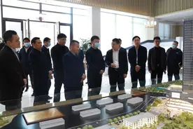太原市小店区：区委书记袁尔铭调研商业商务工作图片