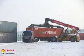国际陆港区成为向西开放重要物流枢纽图片
