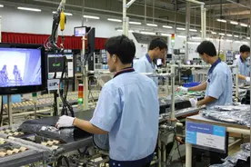 再一次来到十字路口！国内订单大量流失,制造业已到转型关键时刻?图片