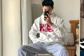 解放灵魂，舒适至上，号称男人白丝的卫裤到底有多少种玩法？图片