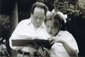毛泽东是怎么编写小学教材的？图片