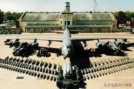 实力第一的美国空军，为何在越南战争中，却损失2100多架飞机图片