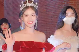 李光敏获第33届亚洲小姐总决赛亚军图片