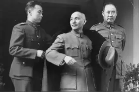 千里跃进大别山：毛泽东在电报中写了9个字，刘邓看到后立即行动图片