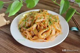 天气热，想吃凉皮不用买，按照1比2的配方，香滑筋道，很好吃图片