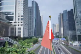 全球缺油之际，中企将助力乌干达建设第一个油田，储量超过60亿桶图片