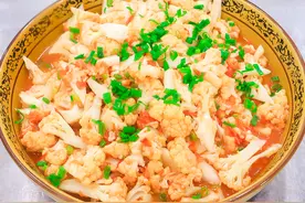 中老年人中伏天：“少吃肥肉，多吃酸”，生活简单，整夏保平安图片