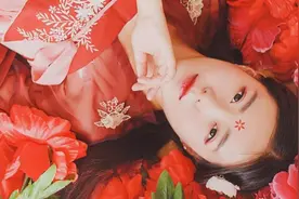 古风汉服少女娇小迷人写真图片