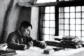 1938年延安搞大生产，李开文怒砸中央监狱，毛主席说：砸得好图片