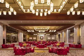 朝“希”相伴，幸福满“逸”​——希尔顿青岛区域酒店冬季婚礼秀即将精彩呈现图片