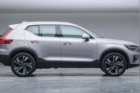 为了买TA，女车主从进口等到国产，沃尔沃XC40究竟有何魅力？图片