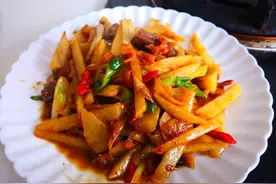 冬天，吃土豆不如吃山药，全身是宝，含18种氨基酸，随手一炒真香图片