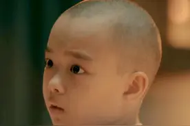 比起电视剧《亲爱的小孩》，这4个真实故事，让人感觉更残酷虐心图片