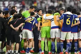 球迷：国足间接1-1德国！本田圭佑点评吕迪格高抬腿：跑起来像笨蛋图片