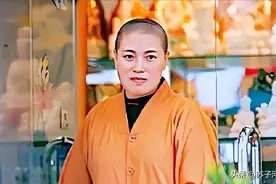 “风流尼姑”释智定：贪财好色与两个和尚结婚，私生活混乱住豪宅图片
