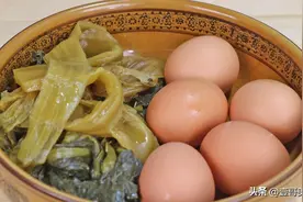 酸菜最好吃的做法，加5个鸡蛋，开胃下饭又解馋，比大鱼大肉还香图片
