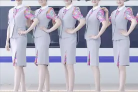 动车裙装争议：善良的人，千万不要让色情狂把你带进沟里图片