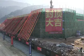 彭水打造新城新商圈改写城市新格局——汽摩家居商贸城亮相，以“消费升级”引领产业突围图片
