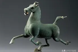 国宝之美: 铜奔马图片