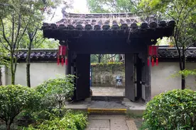 《游山西村》陆游图片