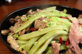 东北常见的几种豆角，每一种都是下饭神器，来看看你都吃过没？图片